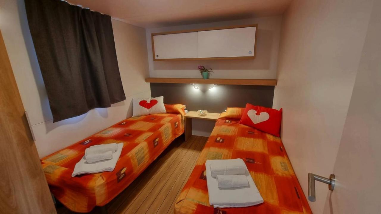 Villaggio Acquamarina Caprioli Buitenkant foto